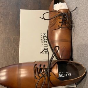 Brand new never worn mens dress shoes.